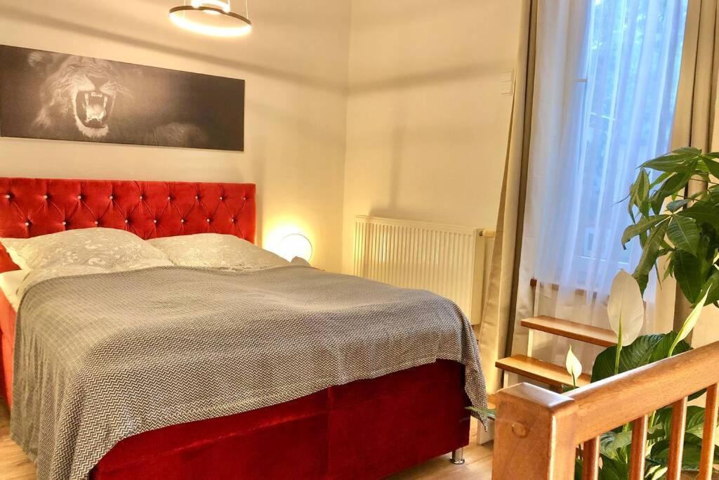 ארפורט Apartment Zum Goldenen Lowen Inkl. Parkplatz & Wlan מראה חיצוני תמונה