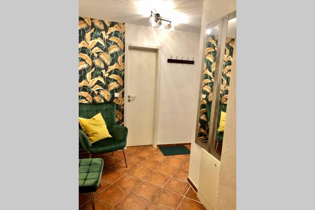 ארפורט Apartment Zum Goldenen Lowen Inkl. Parkplatz & Wlan מראה חיצוני תמונה